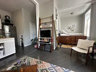 Rented by Fifth & Forever LLC