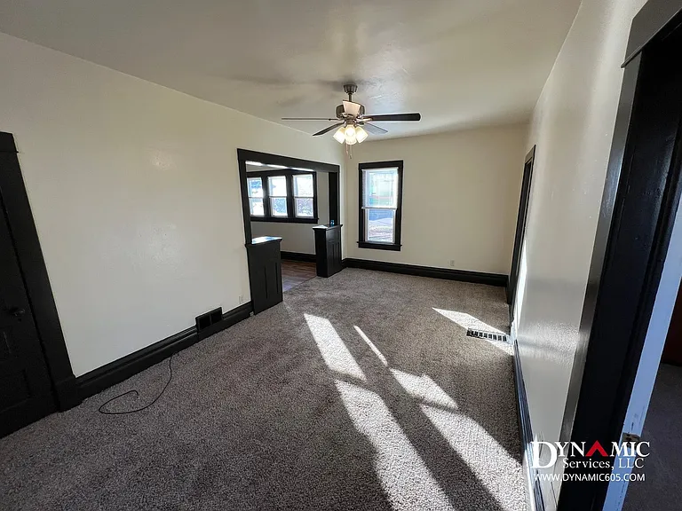 1417 W 10th St — Photo 6