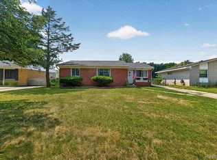 10660 Jackson St, Van Buren Township, MI 48111