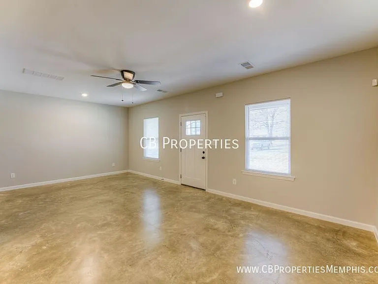 650-652 Ayers St #650 — Photo 11