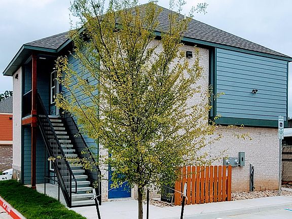 2nd image of 307 Ponder St Unit 2101