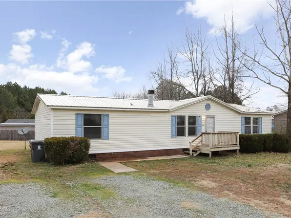 1209 Red Sunset Pl, Siler City, NC 27344