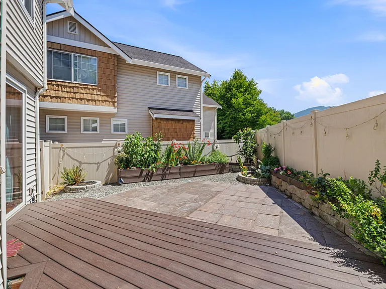 205 Newport Way NW #C1 — Photo 34