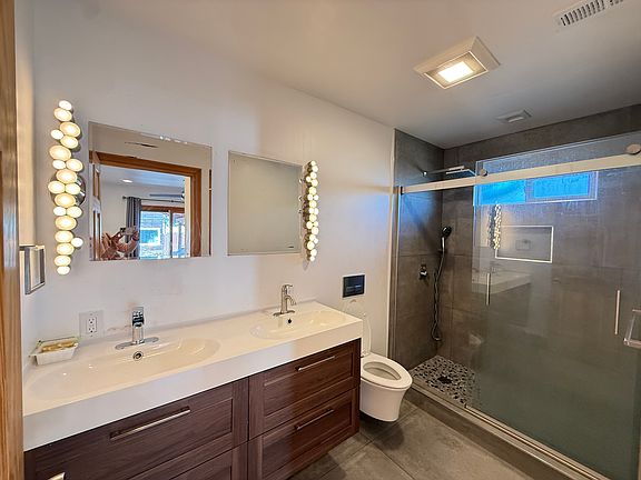 5th image of 1800 Belmont Rd