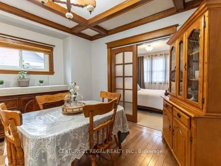 133 Eastbourne Ave #MAIN — Photo 11