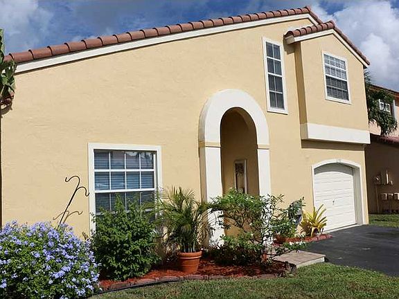 4th image of 1290 NW 126th Ter