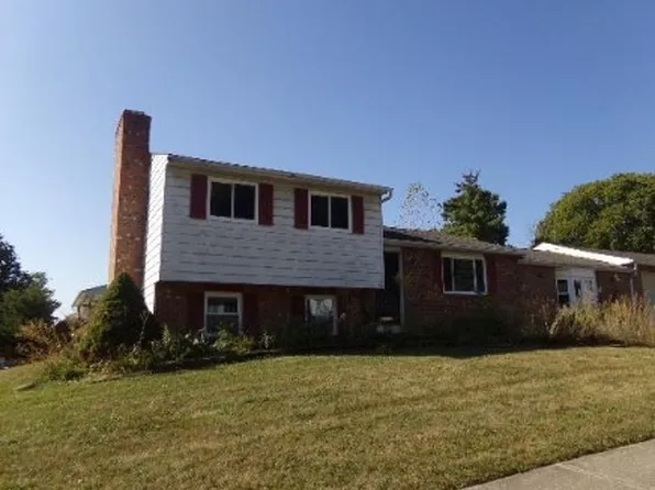 2004 Munich Ave, Dayton, OH 45439