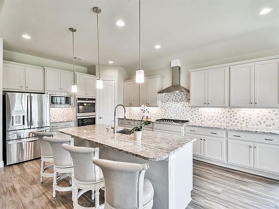 5th image of 14138 Aspen Woods Court