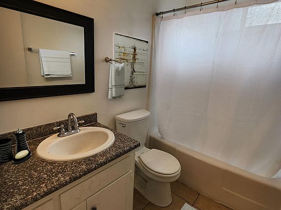 5th image of 3875 Wade St APT 8