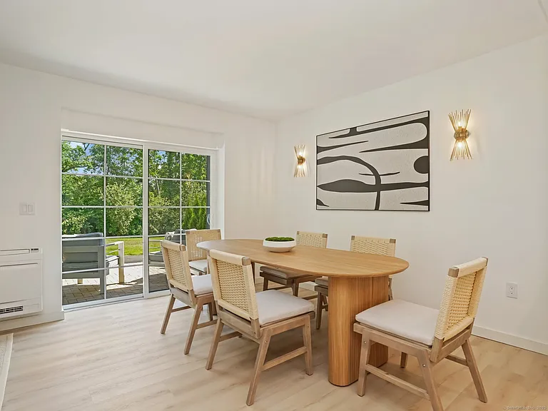 1188 King St #105 — Photo 14