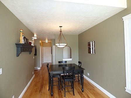 3rd image of 3012 E Somerset Village Way