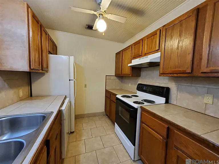 864 W Grant St #B — Photo 6