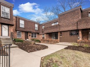 13555 Coliseum Dr APT A, Chesterfield, MO 63017