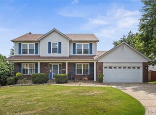 7290 Picasso Dr, Dardenne Prairie, MO 63368