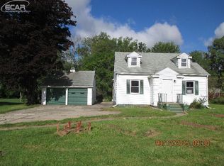 4314 S Center Rd, Burton, MI 48519