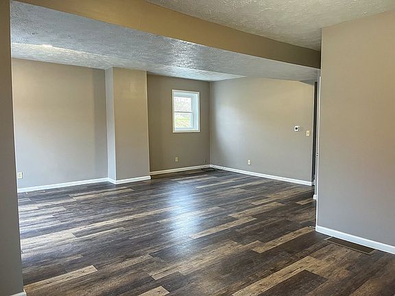 4th image of 662 Park Ave E