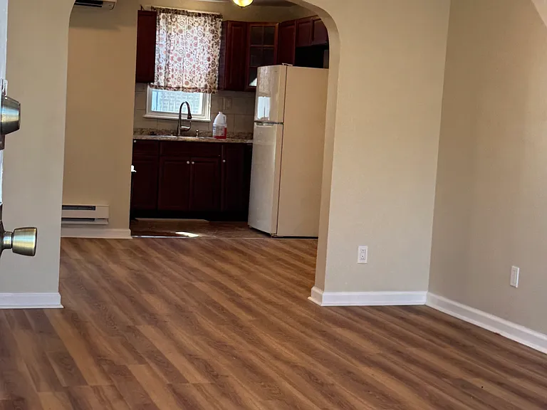 7122 Seaford Rd #2 — Photo 4