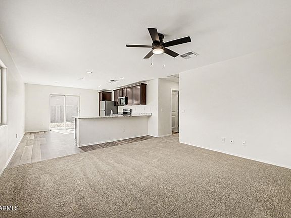2nd image of 360 S OAK Street