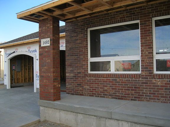 Exterior Brick Detailing