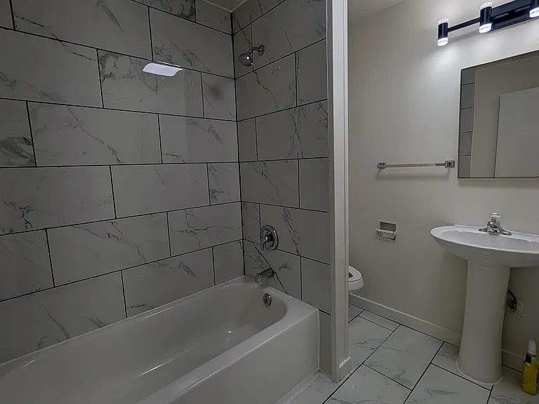 2222 Gilman Dr W #3 — Photo 6