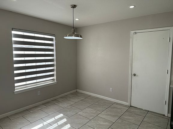 3rd image of 12041 Dragon Crest Dr