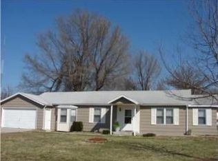 101 N Van Buren Rd, Lone Jack, MO 64070