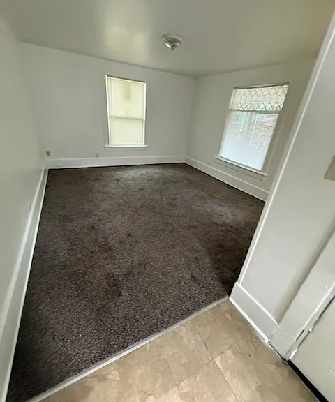 1523 SW Western Ave — Photo 4