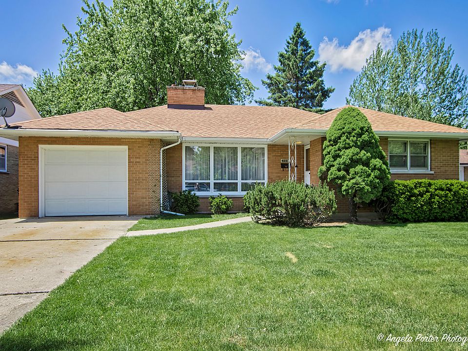 1st image of 704 S Sumac Ave