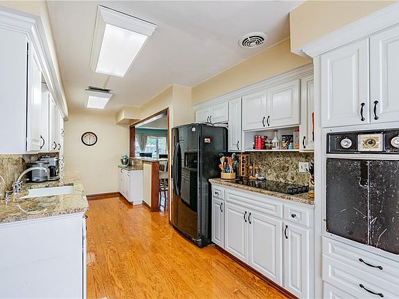 5th image of 10221 N Valle Dr
