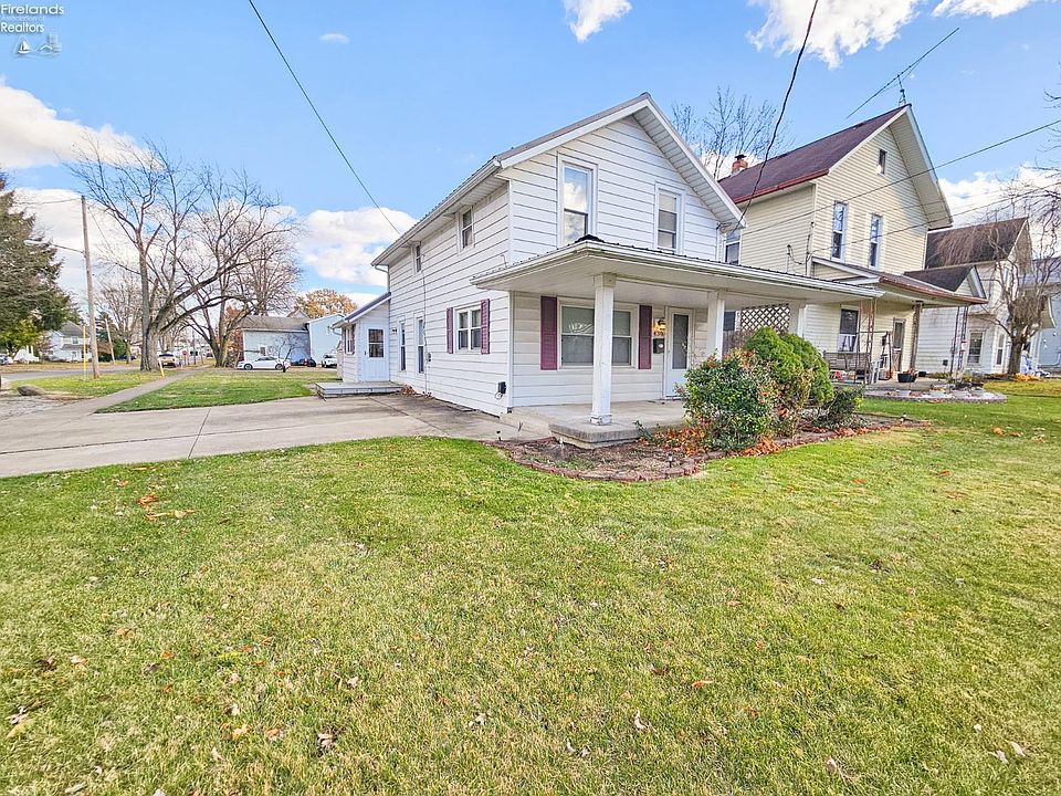 1st image of 430 Castalia St
