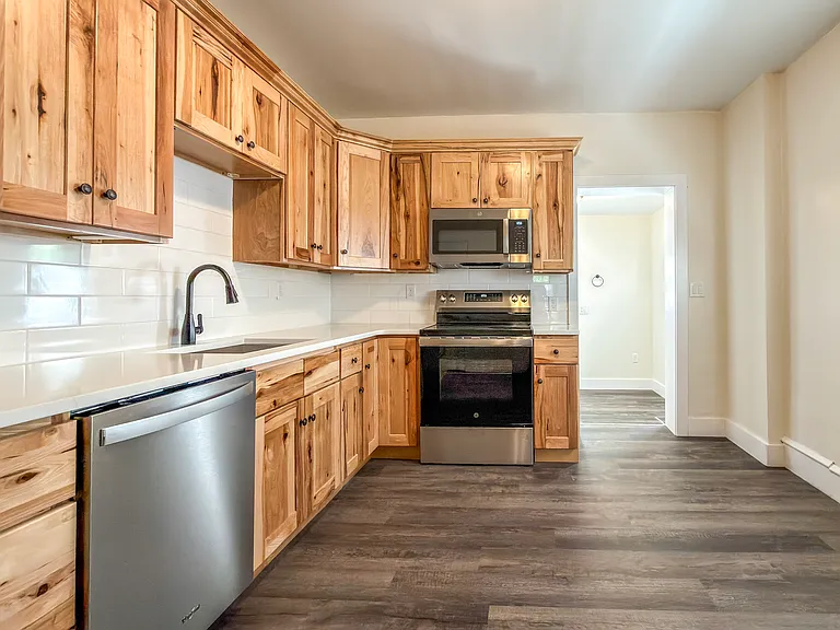 281 Church Ave — Photo 11