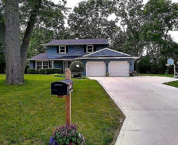 1124 Powell View Dr photo 1