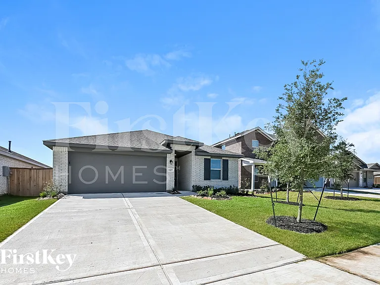 24215 Becker Hollow Ln — Photo 1
