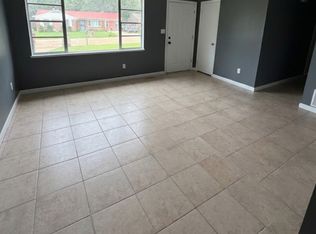 838 Sherwood Dr, Forrest City, AR 72335