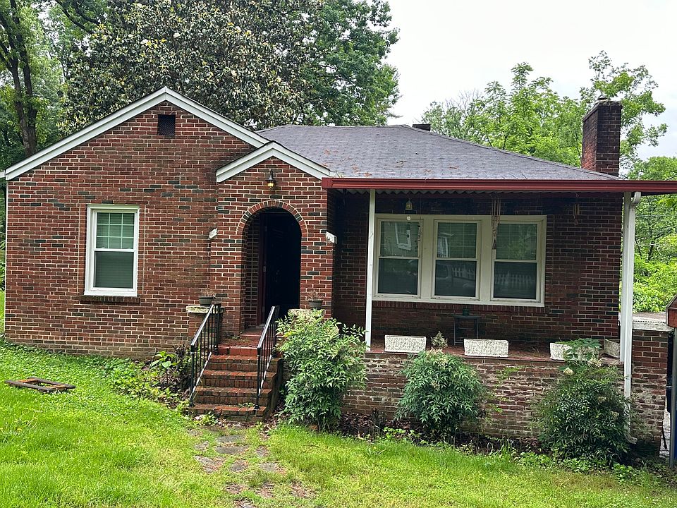 1st image of 124 E Meadowbrook Dr