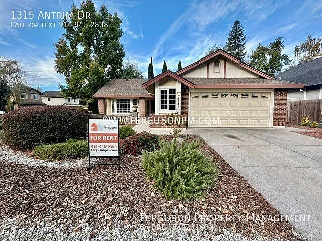 1315 Antrim Dr