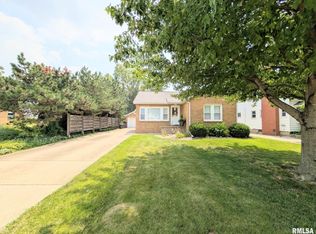 134 N Maple Ave, Morton, IL 61550