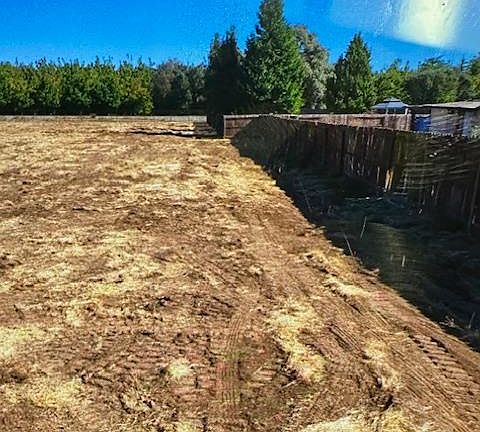 3rd image of 5525 E Quashnick Rd