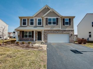 904 Timber Springs Dr, Joliet, IL 60432