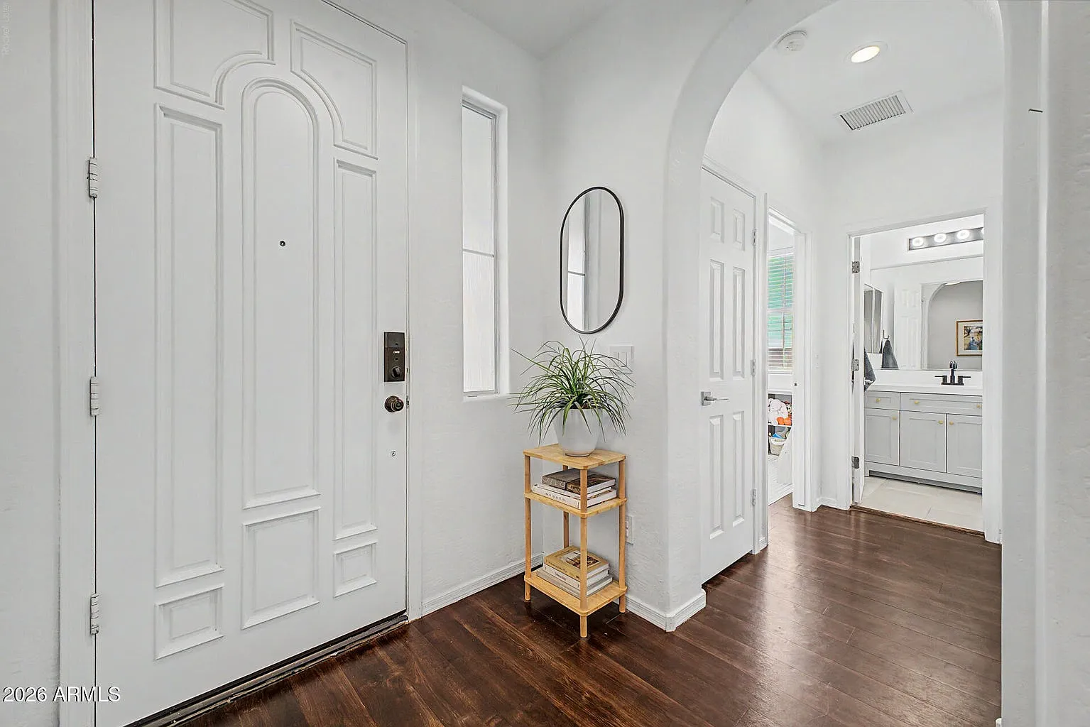 3 bed, 1256 sqft, $2,300 — Photo 3