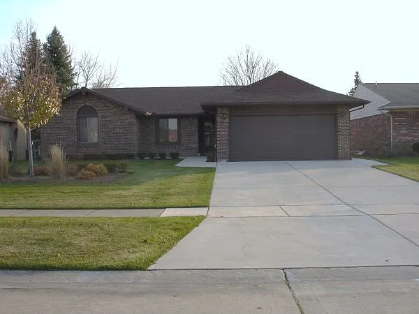 45177 Patrick Dr photo 1