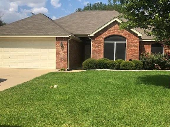 2nd image of 2508 Kingsbury Dr