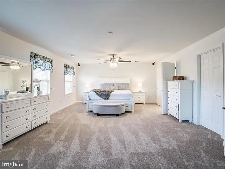 5 Regal Ct — Photo 21