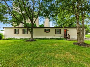 404 E Pike St, Kirklin, IN 46050