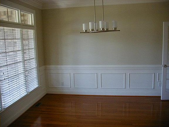 4th image of 6199 Williams Ct
