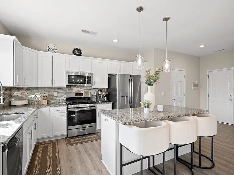 6179 Kilchurn Dr — Photo 6
