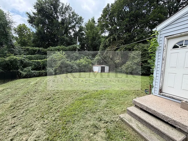 504 Westwood Dr — Photo 21