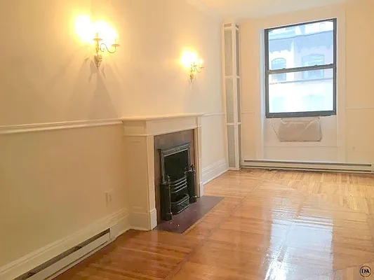 Rented by DSA Realty | media 48