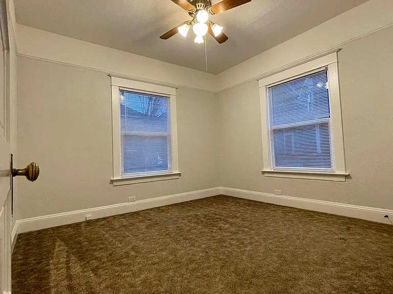 1516 SE Alder St — Photo 24