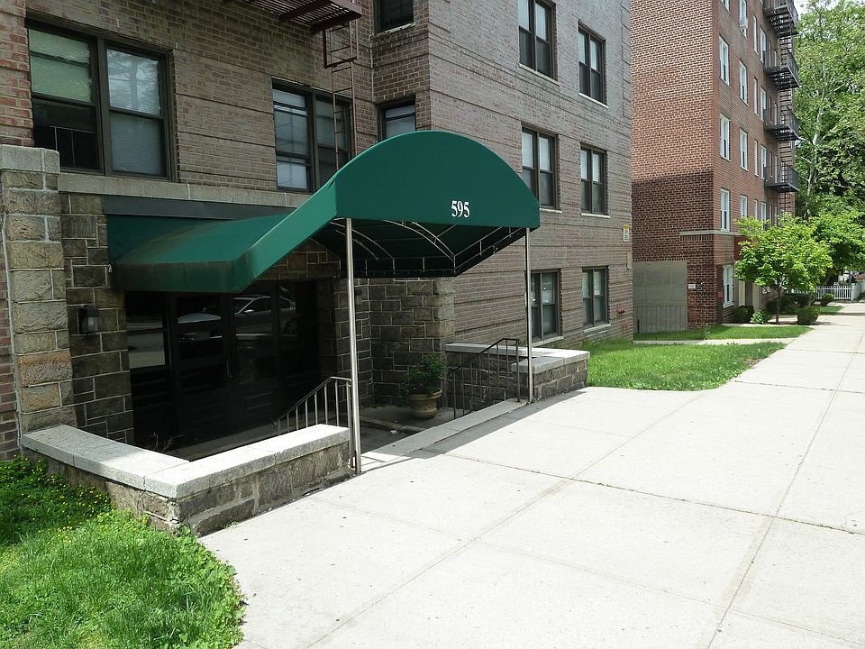 1st image of 595 McLean Ave APT 5H